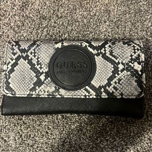 Guess wallet black and white snake print